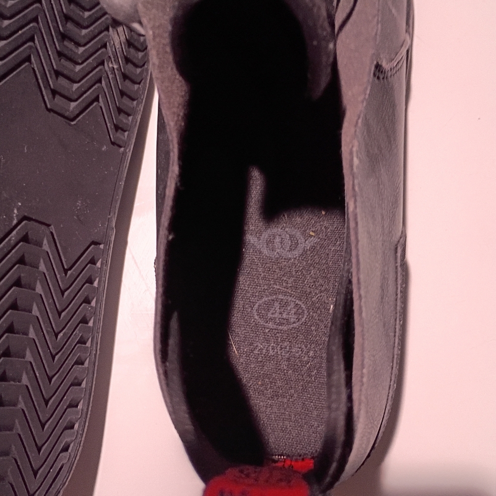 Stylish Black Men's Shoes Dressy Sneakers - Picture 5 of 6